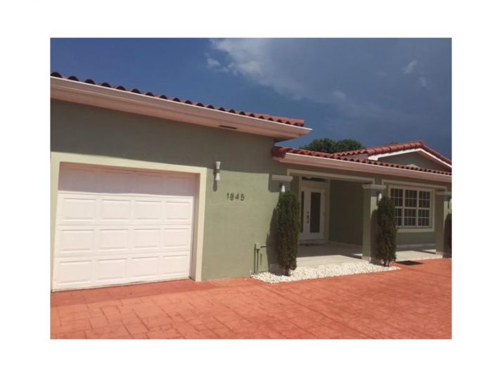 1845 SW 86 AV, Miami, FL 33155