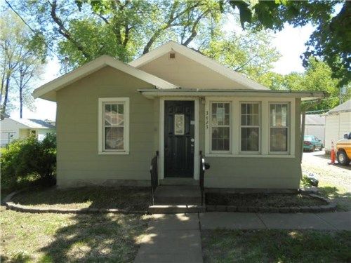 3423 Wright St, Des Moines, IA 50316