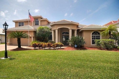 460 Newport Drive, Indialantic, FL 32903