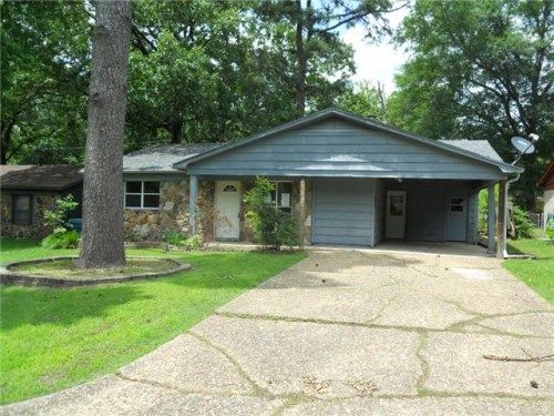 5214 Park Village Dr, Little Rock, AR 72209