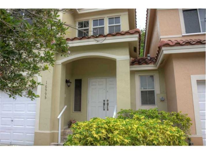 16995 SW 38 ST # 16995, Hollywood, FL 33027