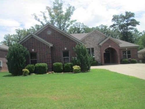 317 Forest Oak Dr, Jacksonville, AR 72076