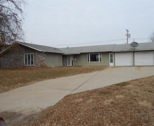 601 Woodland Dr, Washington, KS 66968