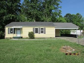 909 Grace Avenue, Lake City, TN 37769