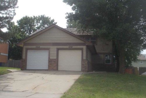 1207 S Longfellow St, Wichita, KS 67207