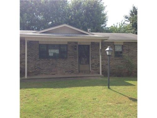 1504 White Rd, Springdale, AR 72762