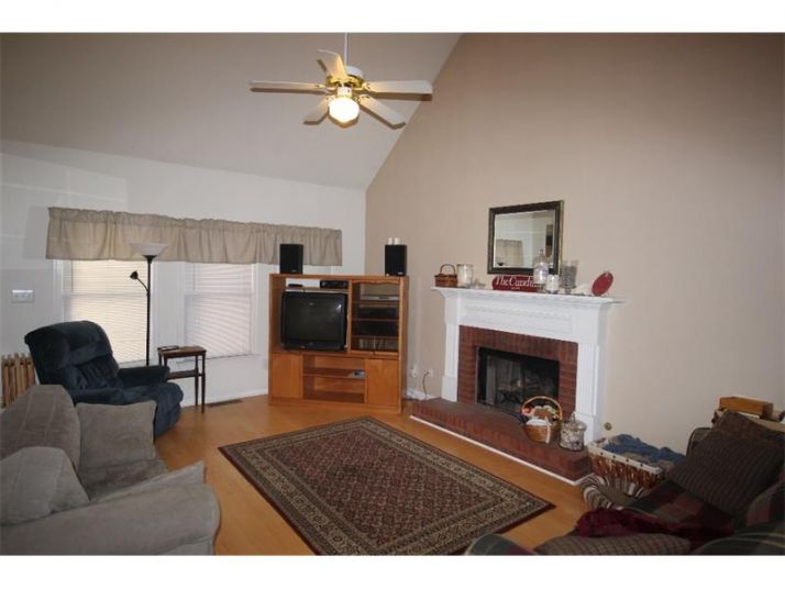 121 Dragging Canoe, Woodstock, GA 30189