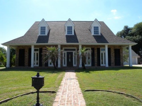 20 Oakley Dr, Marrero, LA 70072