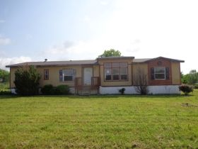 2416 Juniper Trl, Alvarado, TX 76009