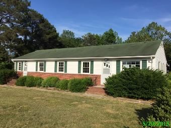 310 Johnson Dr, Urbanna, VA 23175