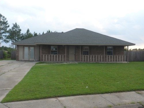 10717 Plummer Cir, Gulfport, MS 39503