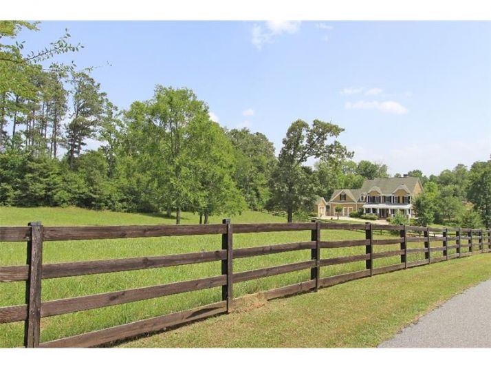 4581 Kings Camp Road, Acworth, GA 30102