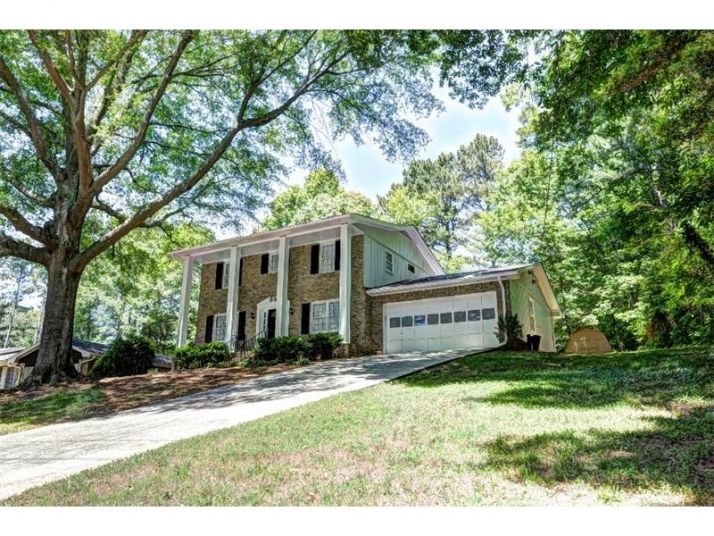 4142 Brockett Creek Drive, Tucker, GA 30084