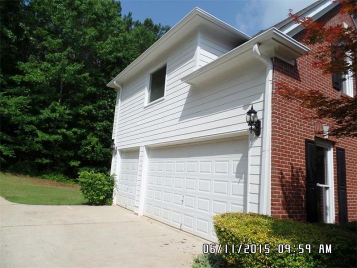 44 Creek Bank Point, Acworth, GA 30101