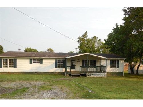 2483 Washington Ave, Hurricane, WV 25526