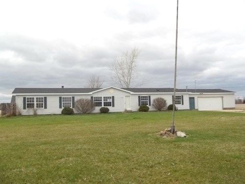 19272 S Hemlock Rd, Oakley, MI 48649