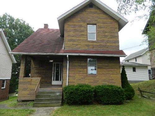 461 Carnegie Ave, Clairton, PA 15025