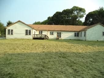 20701 Woodfield Rd, Gaithersburg, MD 20882