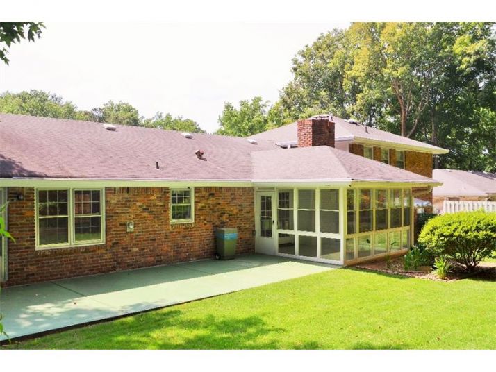 2023 Deren Way Ne, Atlanta, GA 30345