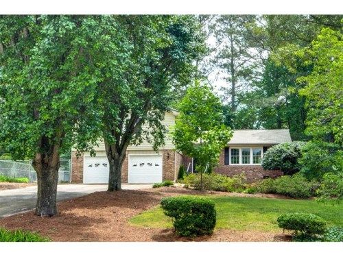446 Francis Place Sw, Lilburn, GA 30047