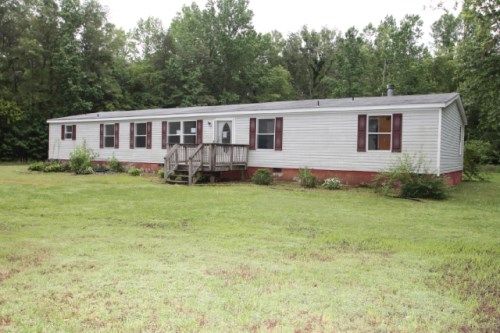 12052 Stonewall Jackson Rd, Woodford, VA 22580