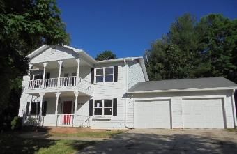 3359 Strawn Ct, Hudson, NC 28638