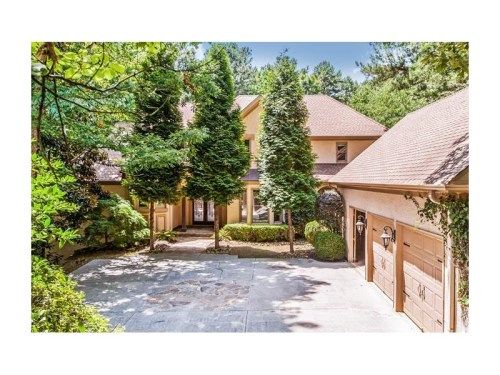 5041 Towne Lake Hills N, Woodstock, GA 30189