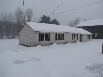 52 E Fourth St, Burnside, PA 15721