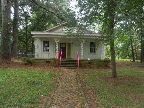 448 E Academy Street, Canton, MS 39046