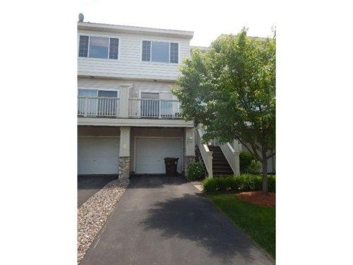 2195 Eagle Trace Ln, Saint Paul, MN 55129