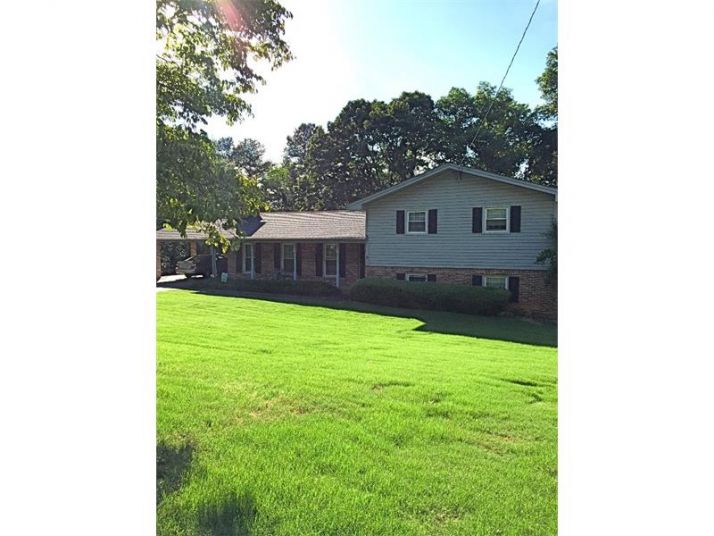 4393 Highland Circle, Douglasville, GA 30135