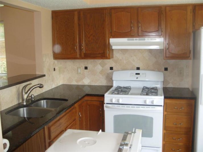 1271 Sweet Woods Drive, Lawrenceville, GA 30044