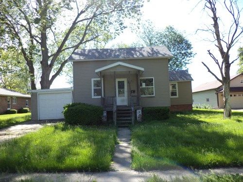 312 Locust St, Minonk, IL 61760