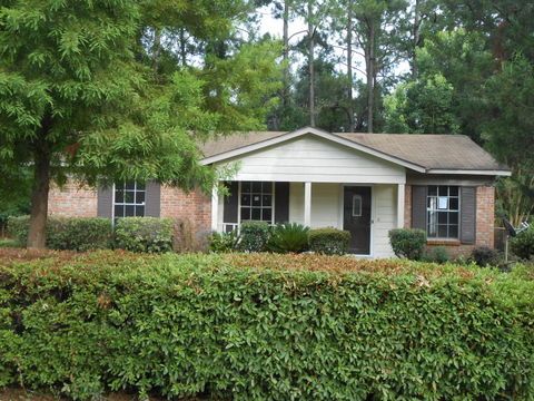 1725 Alee Drive, Mobile, AL 36605