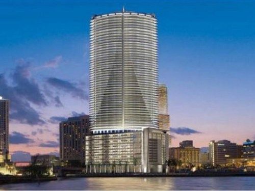 200 BISCAYNE BL # 5103, Miami, FL 33131
