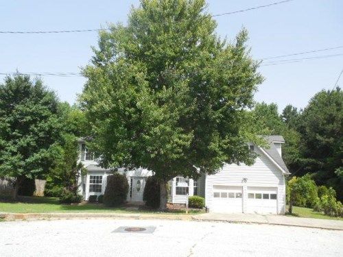 3869 Riverview Spring Ct, Ellenwood, GA 30294