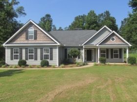 104 Hunters Ln, Lagrange, GA 30240