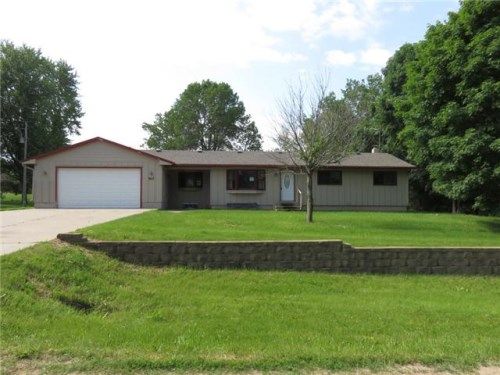 7453 32nd St SE, Buffalo, MN 55313