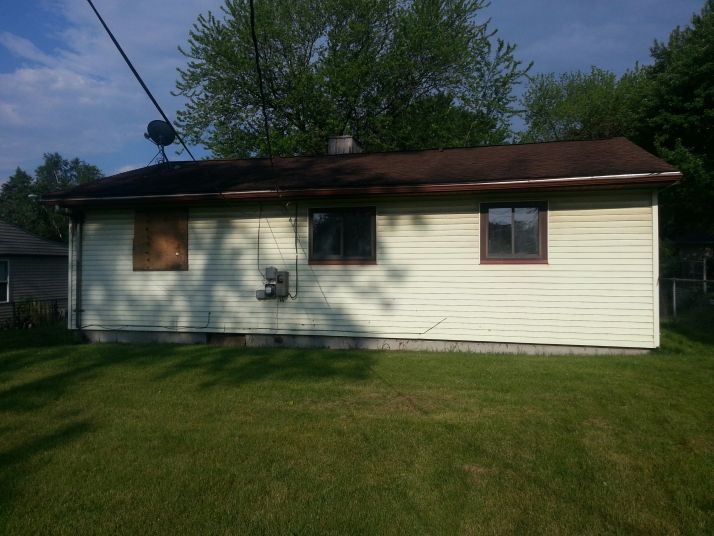 5349 Military Ave, Brighton, MI 48116