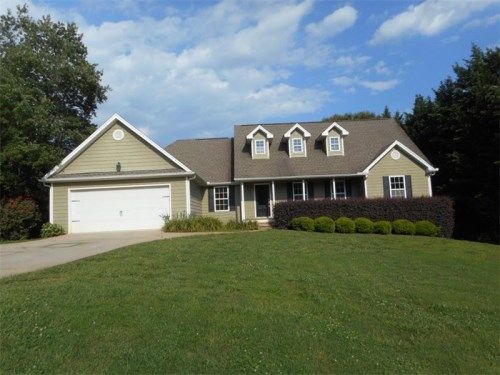 101 Post Circle Road, Cleveland, GA 30528