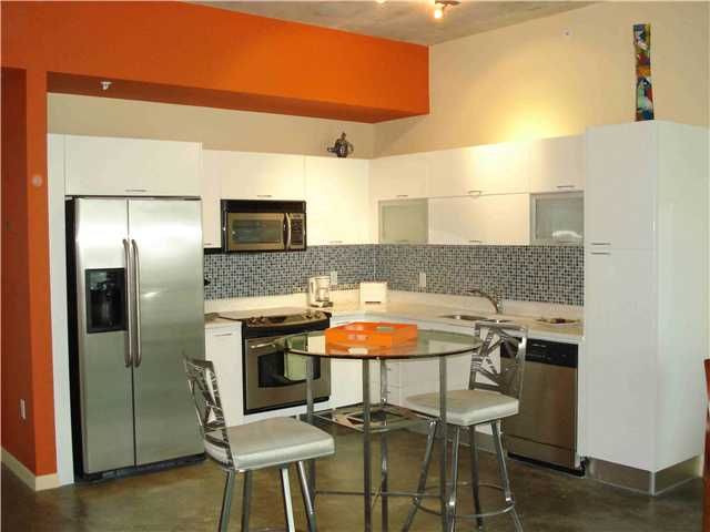 133 NE 2 AV # 2208, Miami, FL 33132