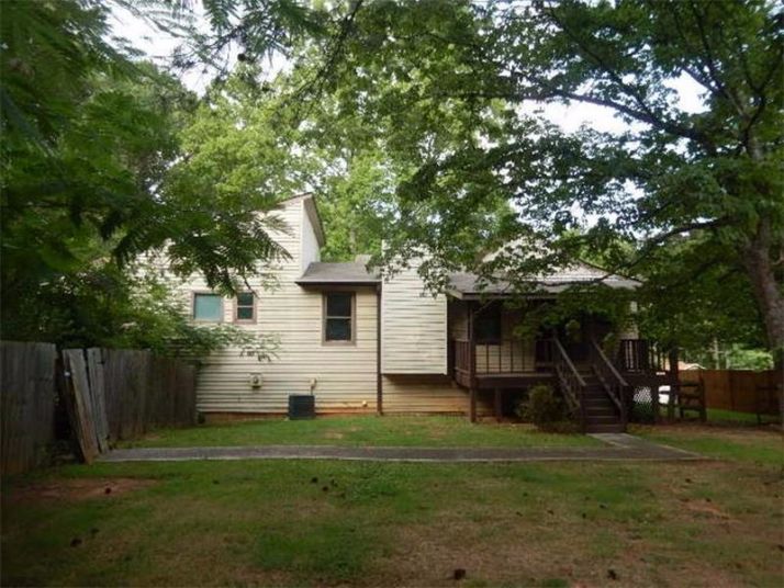 6763 Yachting Way, Acworth, GA 30102