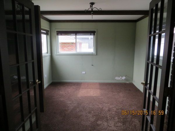 18011 Airport Rd, Fraser, MI 48026