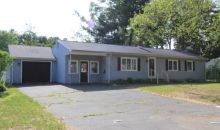 12 Glen Oak Dr Enfield, CT 06082