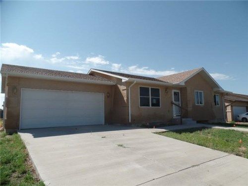 772 S Honeydew Dr, Pueblo, CO 81007