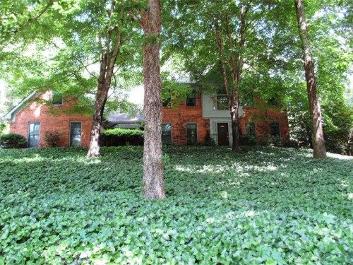 345 Saddlebrook Drive, Roswell, GA 30075