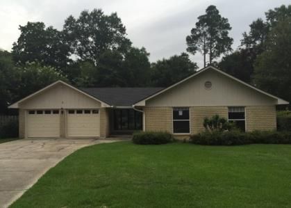 130 Woodhaven Dr, Gulfport, MS 39507