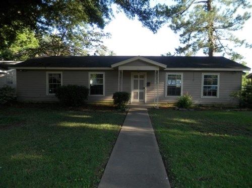 1211 Saffold Ave, Greenwood, MS 38930