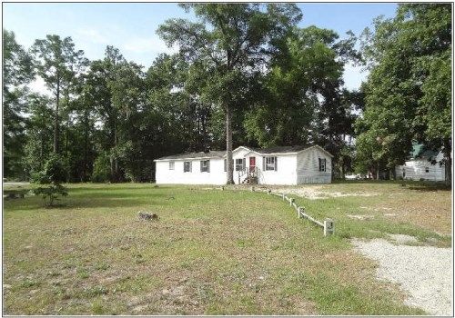 1244 Poppell Farms Dr SE, Darien, GA 31305