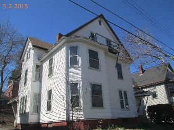 79 Sanford St, Bangor, ME 04401